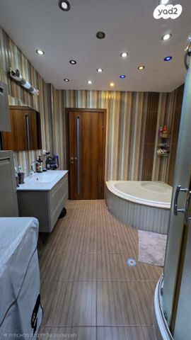 דירה, קטיף 1, רמת נבון . הר כרמי, כרמיאל