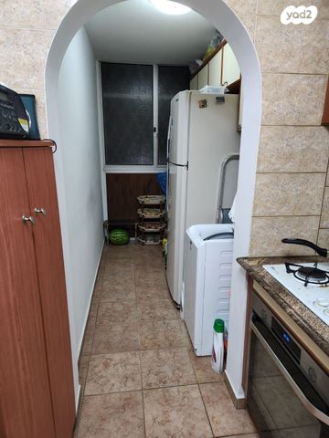 דירה, הרב ישראל אבו חצירא 33, פרדס כץ, בני ברק