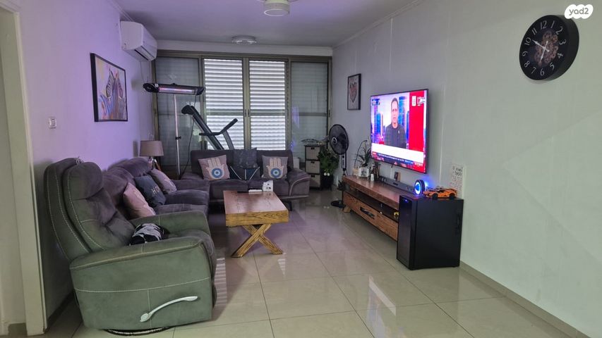 דירה, דוד המלך 19, האצטדיון, טבריה