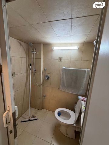 דירה, י"א באדר 29, נאות רחל, חולון