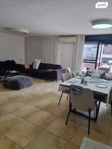 בית פרטי/ קוטג', מהרי"ל דיסקין 1, הקריה החרדית, בית שמש