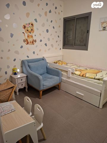 דירה, ש"י עגנון 13, נאות שמיר, יבנה