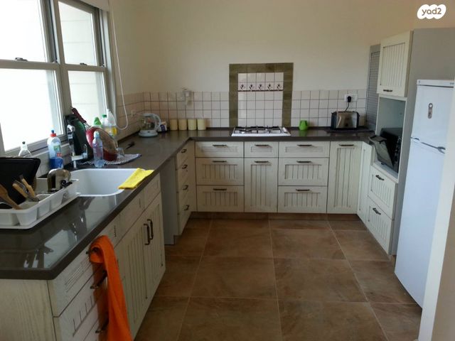 בית פרטי/ קוטג', הפרח בגני 1, חד נס, חד נס