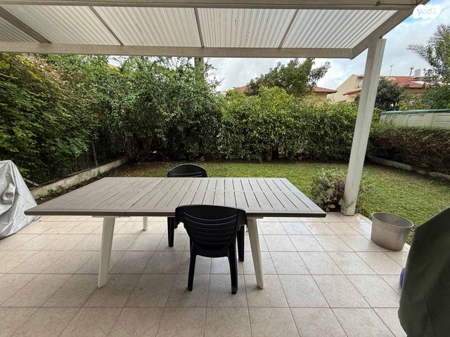 דו משפחתי, גבעתי 11, שאר העיר, מזכרת בתיה