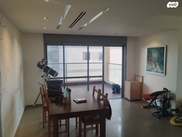 דירה, גולן 32, גבעת טל, אלפי מנשה