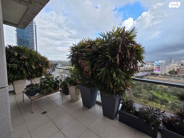 דירה, ניסים אלוני 16, צמרות איילון, פארק צמרת, תל אביב יפו