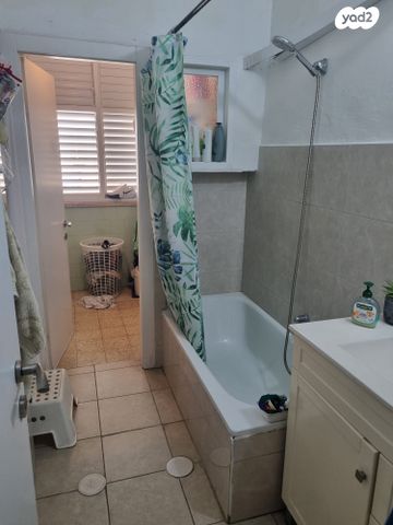 דירה, הדר 11, שכונת גפן, רמת גן