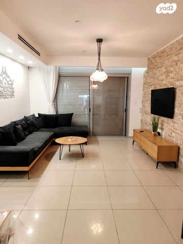 דירת גן, עינות צוקים 4, שקמים ואגמים, אשקלון