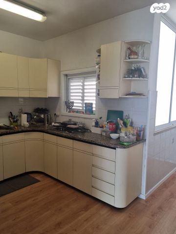 דירה, הדר 11, שכונת גפן, רמת גן