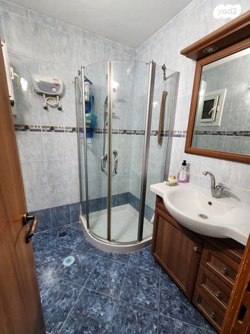 דירה, הרב ישראל אבו חצירא 33, פרדס כץ, בני ברק