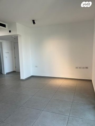 דירה, משה לוי 1, נאות שמיר, רמלה