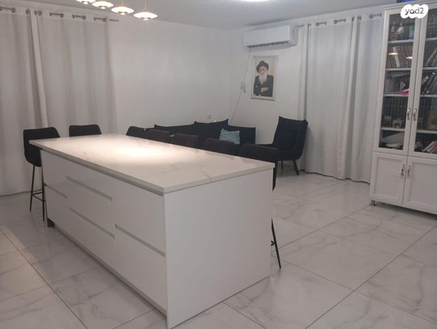 גג/ פנטהאוז, קטיף 1, נתיבות מערב, נתיבות