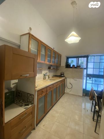 דירה, אחד העם 10, הרצליה, חיפה