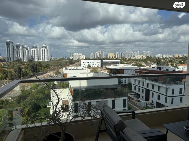 דירה, חיים בר לב 19, קרית קריניצי, רמת גן