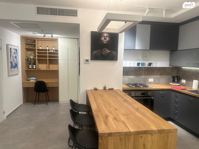 דירה, תוצרת הארץ 5, נחלת יצחק, תל אביב יפו