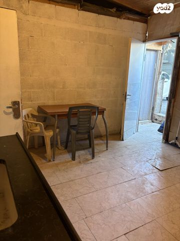 אברהם ליוואי 10