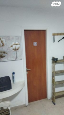 יחידת דיור, המרגלית 102, הפרחים, קרית גת