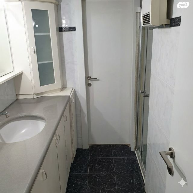 דירה, הפלמ"ח 7, מרכז העיר, סביניה, הוותיקה, קרית ביאליק