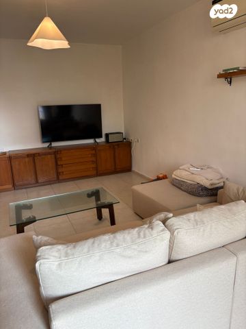 דירה, סמטת רחל 4, א' / צפון מזרח העיר, רחובות