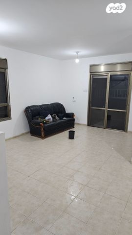 דירה, הרב פרץ ציוני 15, מרכז העיר, עפולה