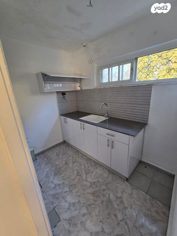 דירה, הרב הרצוג 3, רובע ב', אשדוד