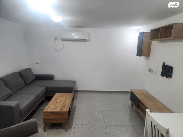 יחידת דיור, חטיבת עציוני 2, מישור הגפן, אופקים