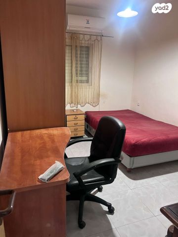 דירה, דרך מגדיאל 54, מגדיאל, הוד השרון