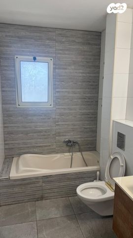 דירה, עליזה בגין 6, בנות חיל, ראשון לציון