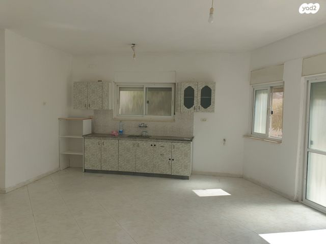 דירה, לילך 1, גבע בנימין, אדם - גבע בנימין