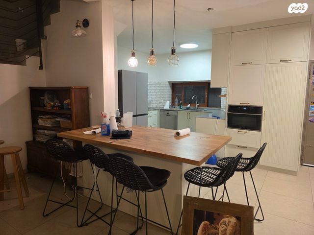 בית פרטי/ קוטג', זלמן שז"ר 28, נווה עובד, יהוד מונוסון