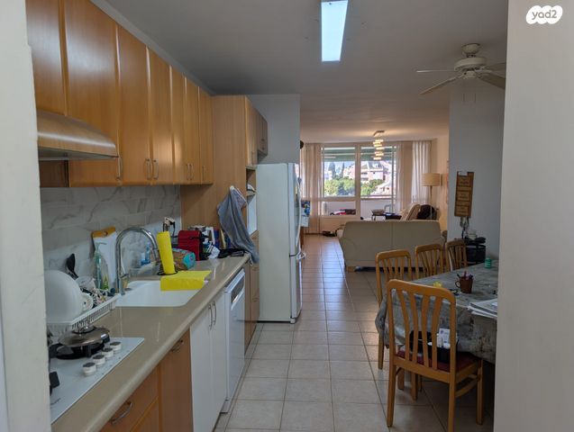 דירה, הראשונים 3, חלוצים, כפר סבא