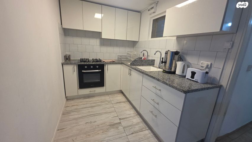 יחידת דיור, הורד 37, קרית הפרחים - 2005, רעננה