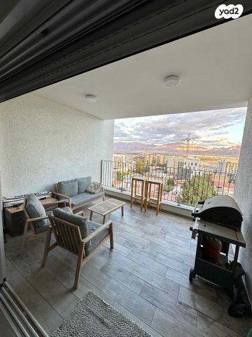 דירה, אדום 1, האשל, אילת