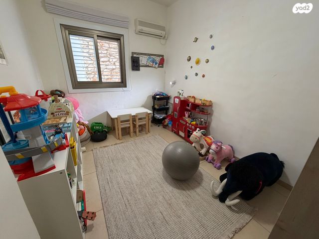 דירת גן, ד"ר יואכים כספרי 20, נעמ"ת, חיפה