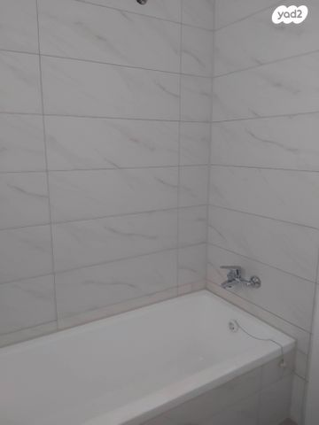 דירה, יצחק ארנסט נבנצל 1, מורדות ארנונה, ירושלים