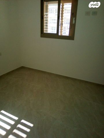 דירה, הנרקיסים 14, רכסים, רכסים