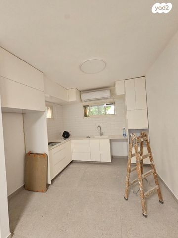 דירה, הירשנברג 18, הצפון הישן - דרום, תל אביב יפו