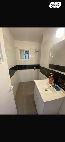 דירה, היקינטון 14, שאר העיר, חצור הגלילית