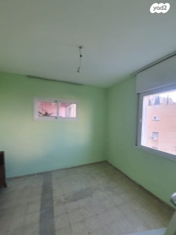 דירה, חטיבת כרמלי 42, נווה פז, חיפה