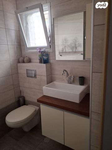 דירה, לח"י 6, הפרפר, קרית ביאליק