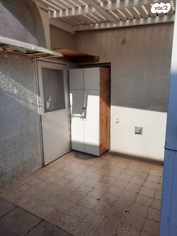 יוסף בן אהרון 17