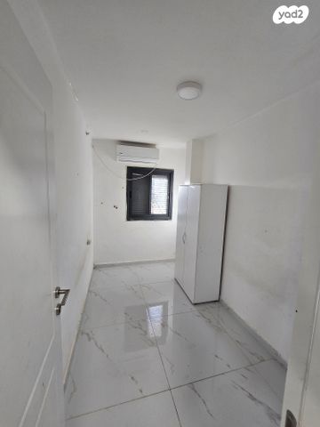 דירה, גיורא יוספטל 24, שכונה ד', באר שבע