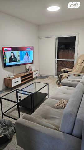 יחידת דיור, שדרות הפרחים 15, רובע ח', אשדוד