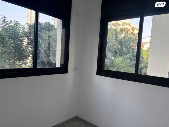 דירה, תרע"ד 4, שכונת הראשונים, רמת גן