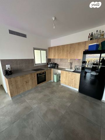 דירה, אדום 1, האשל, אילת