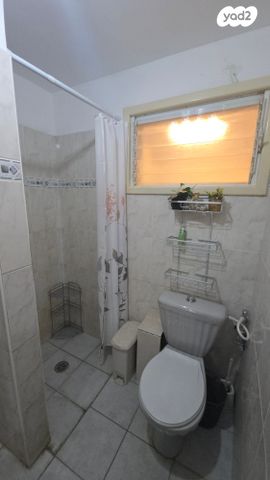 יחידת דיור, הורד 37, קרית הפרחים - 2005, רעננה