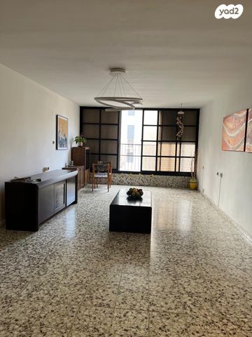 דירה, מוהליבר 24, רמב"ם, ראשון לציון