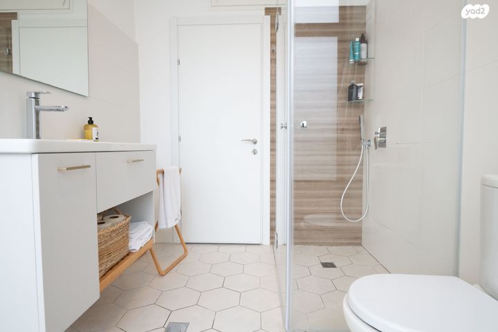 דירה, הקוצרים 4, מרכז, הרצליה