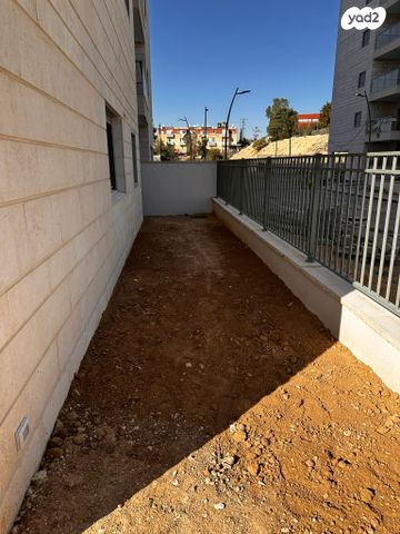 דירת גן, תל גבעון 1, ממשית, דימונה