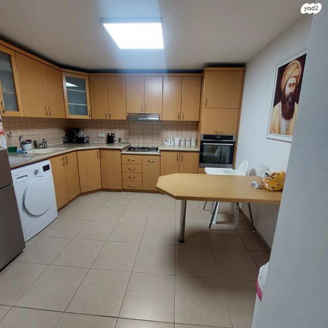 דירה, גדליהו 31, נווה שאנן, חיפה